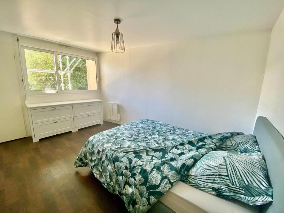 Le Carnot: City Centre With Parking Space Appartement Poitiers Buitenkant foto