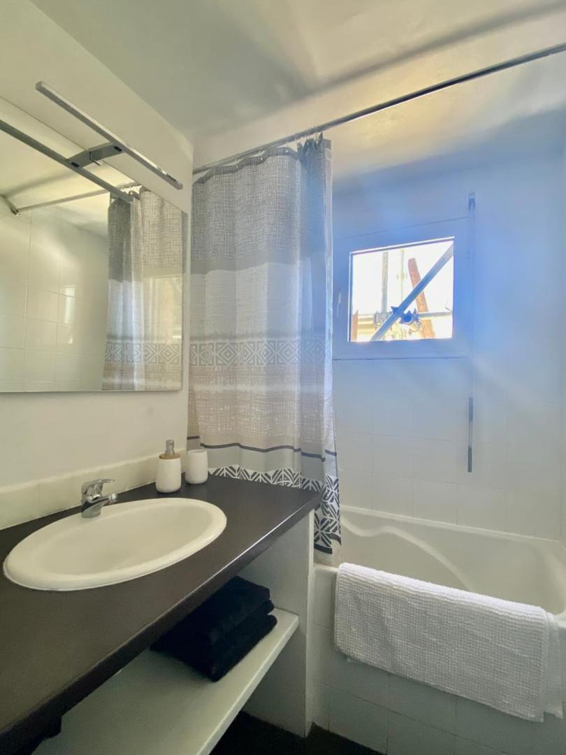 Le Carnot: City Centre With Parking Space Appartement Poitiers Buitenkant foto